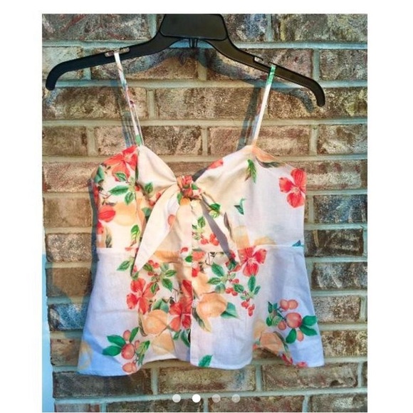 Sofia Vergara White Peplum Floral Tank Top - Picture 8 of 11